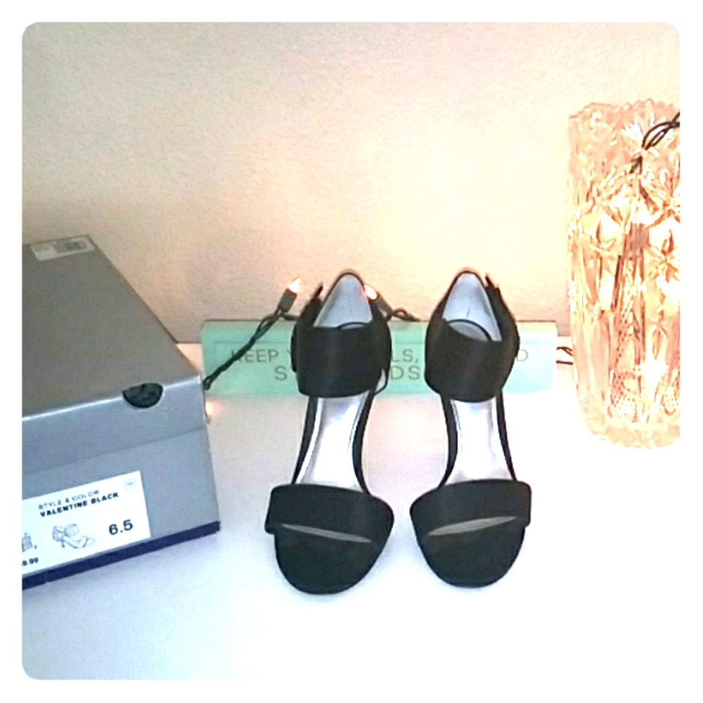 Valentine Black heels